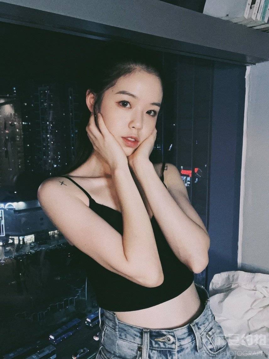 胶片模特