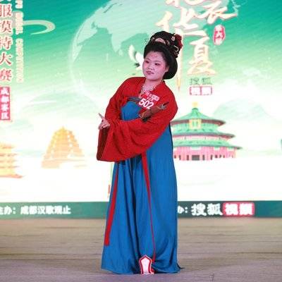 汉服模特