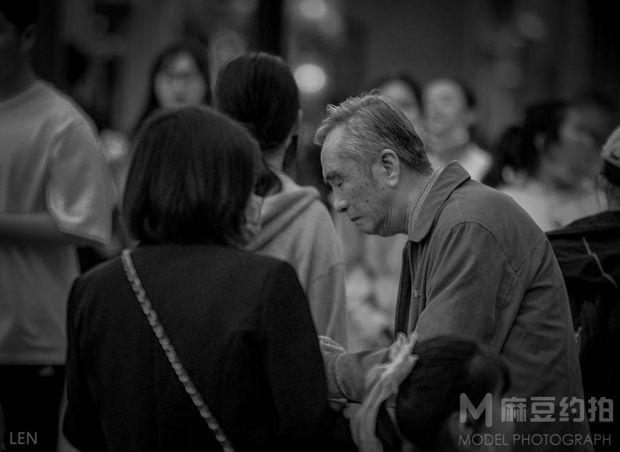 黑白模特