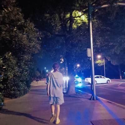 黑白模特