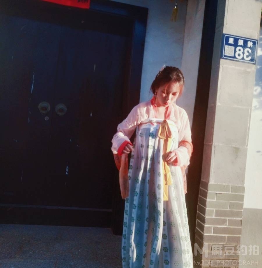 汉服模特