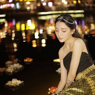 夜景模特