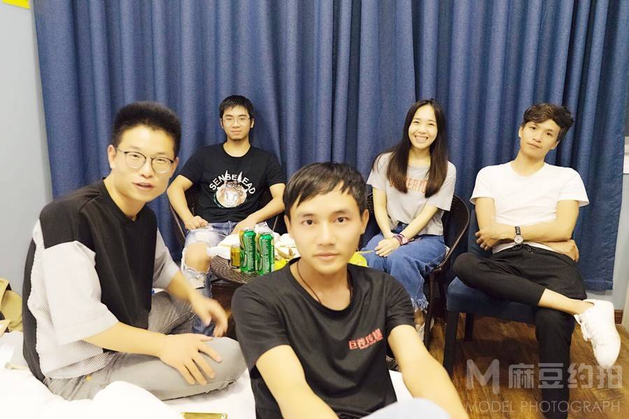 情侣模特