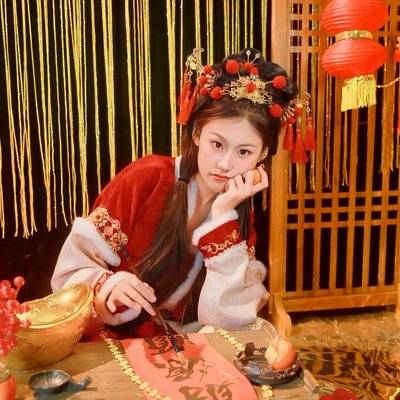 汉服模特