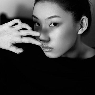 黑白模特