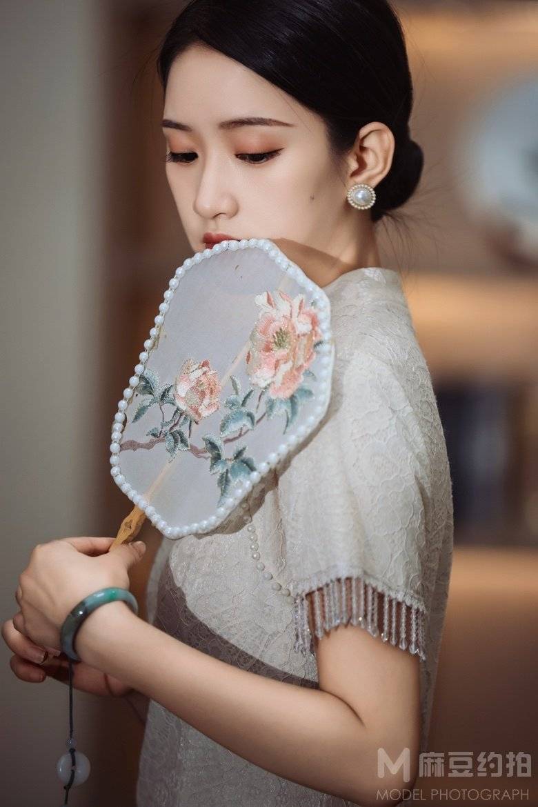 纪实模特