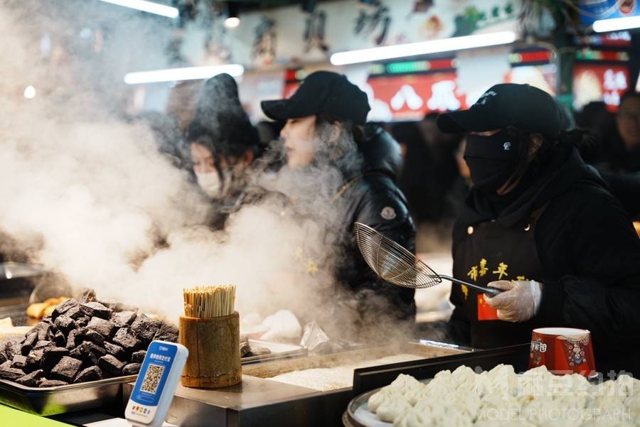 纪实模特
