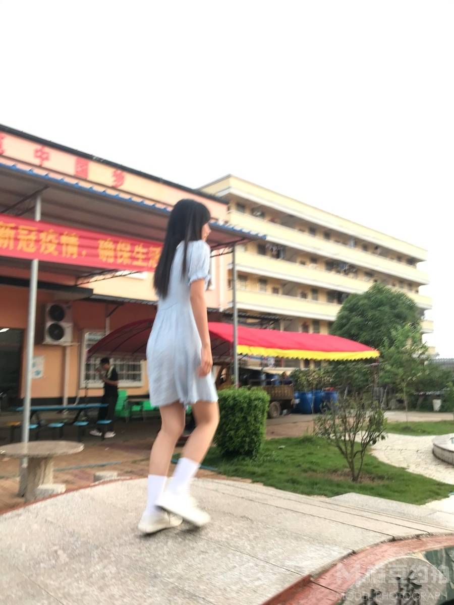 校园模特
