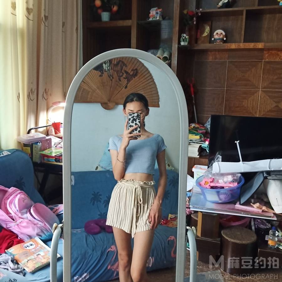 胶片模特