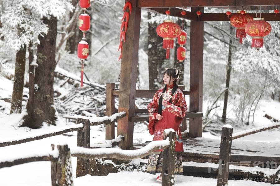 汉服模特