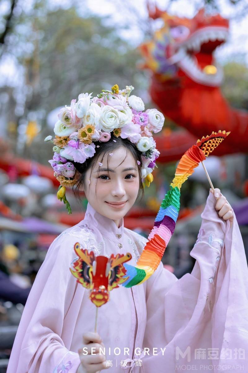 汉服模特