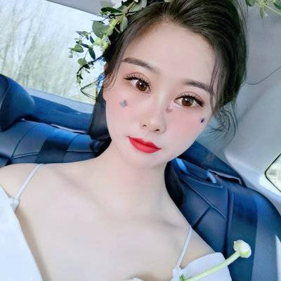 黑白模特
