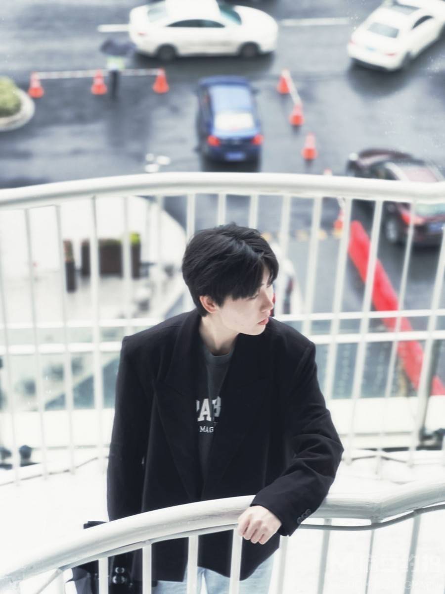 黑白模特