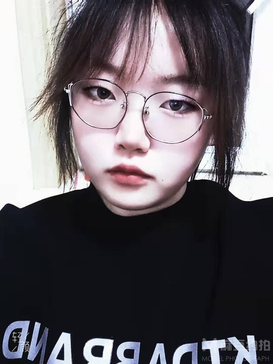 胶片模特