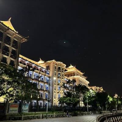 夜景模特