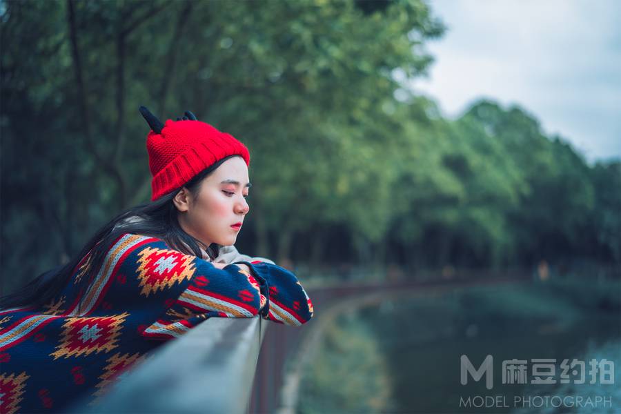 情绪模特