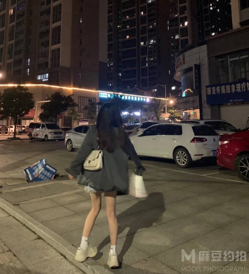 纪实模特