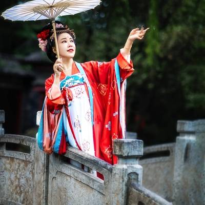 汉服模特