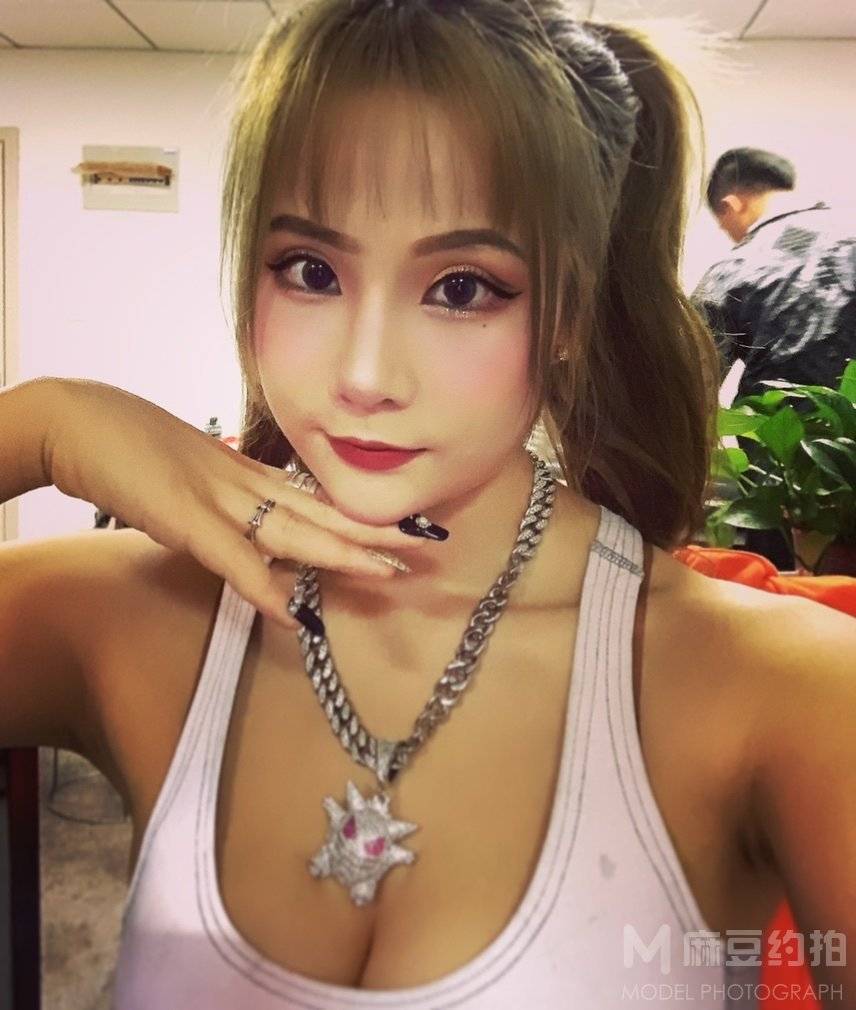 商务模特
