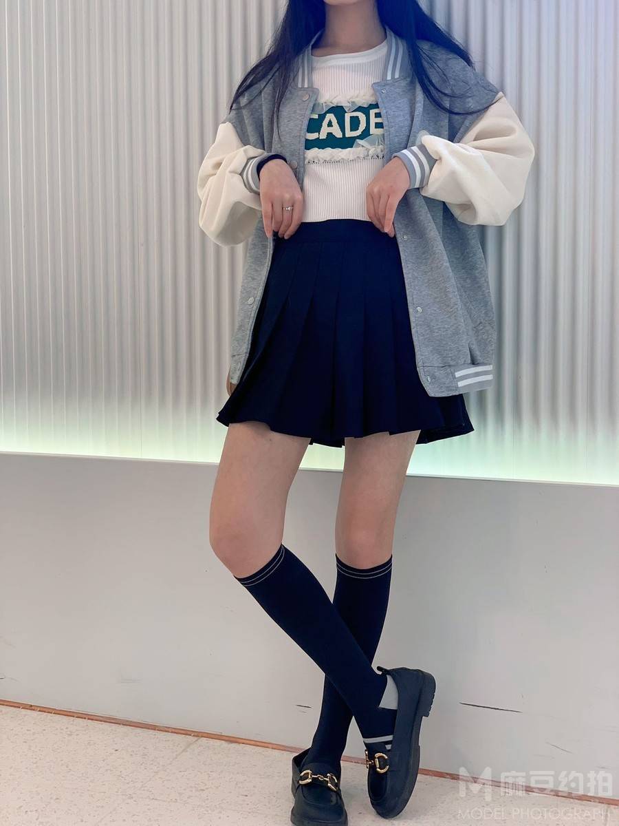 校园模特