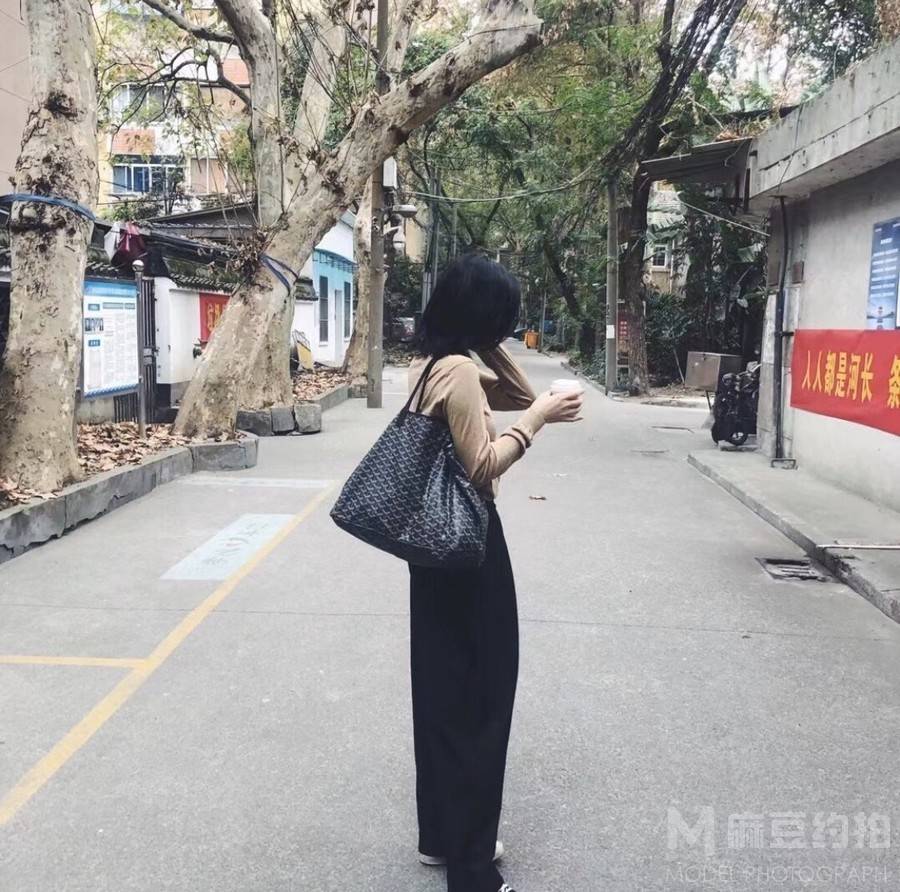 纪实模特