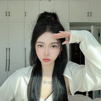 黑白模特