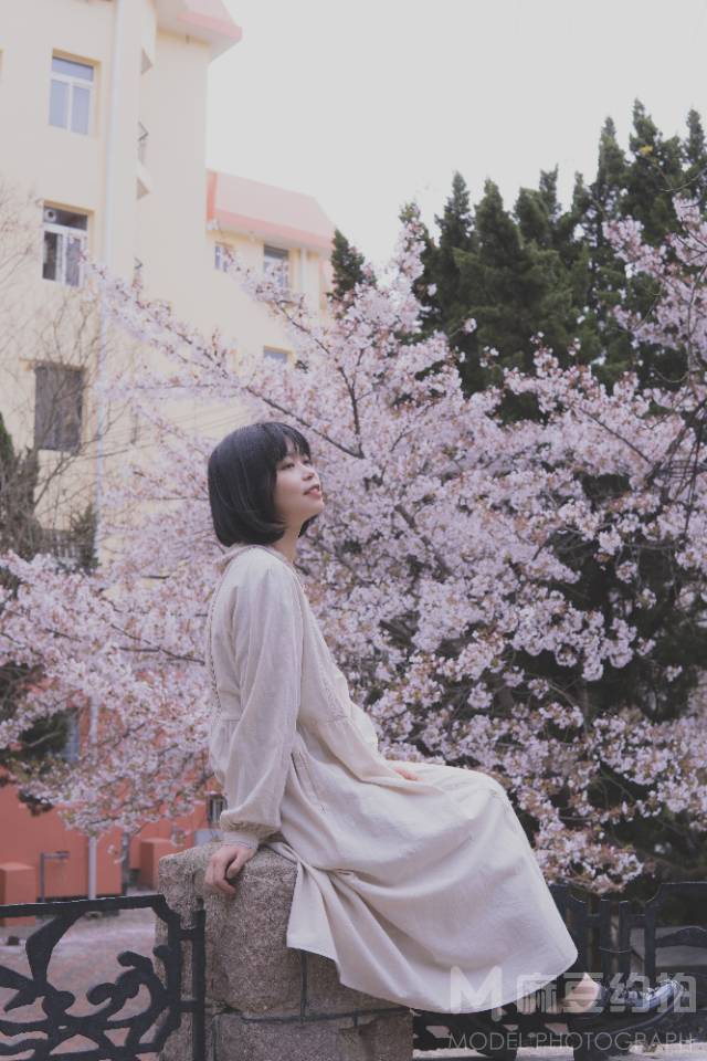 校园模特