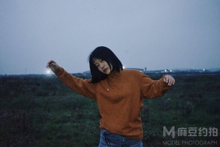 情绪模特