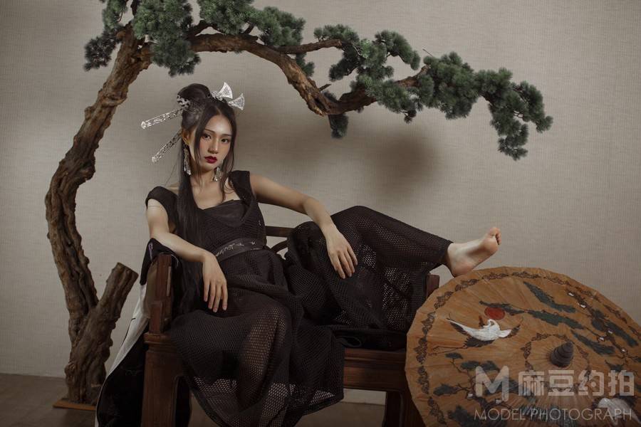 妆容模特