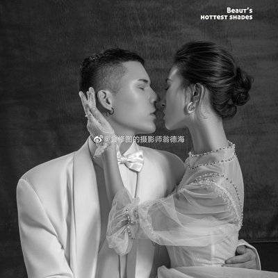 黑白模特
