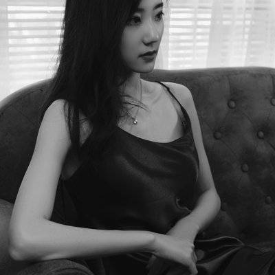 黑白模特