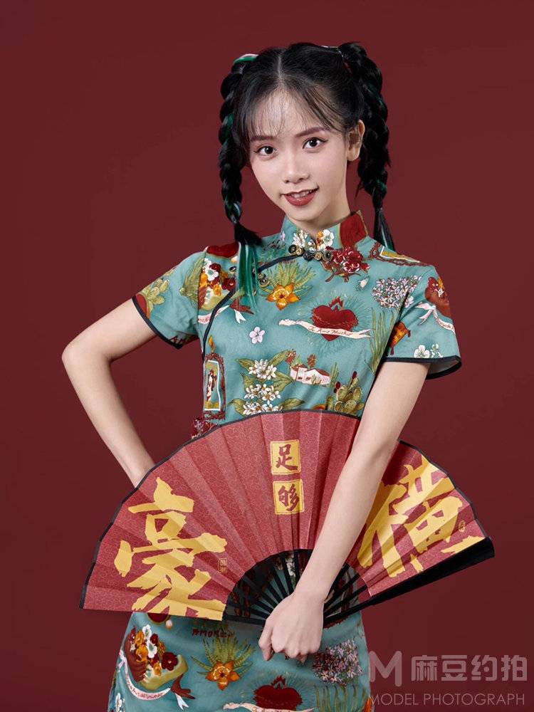 校园模特