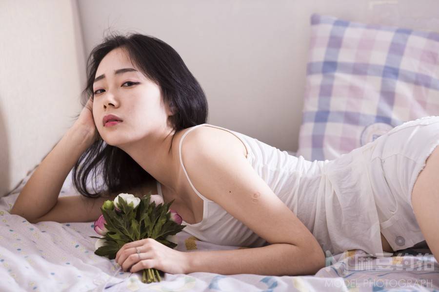 胶片模特