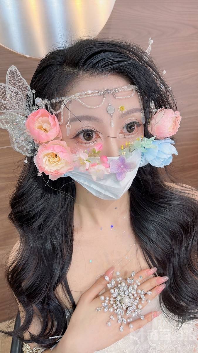 妆容模特