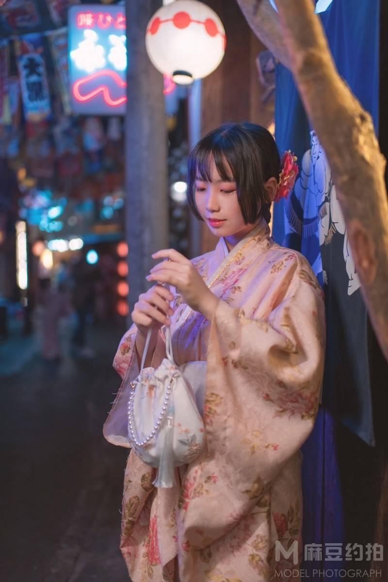 胶片模特