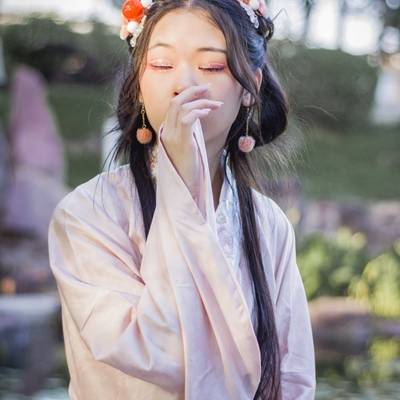 汉服模特