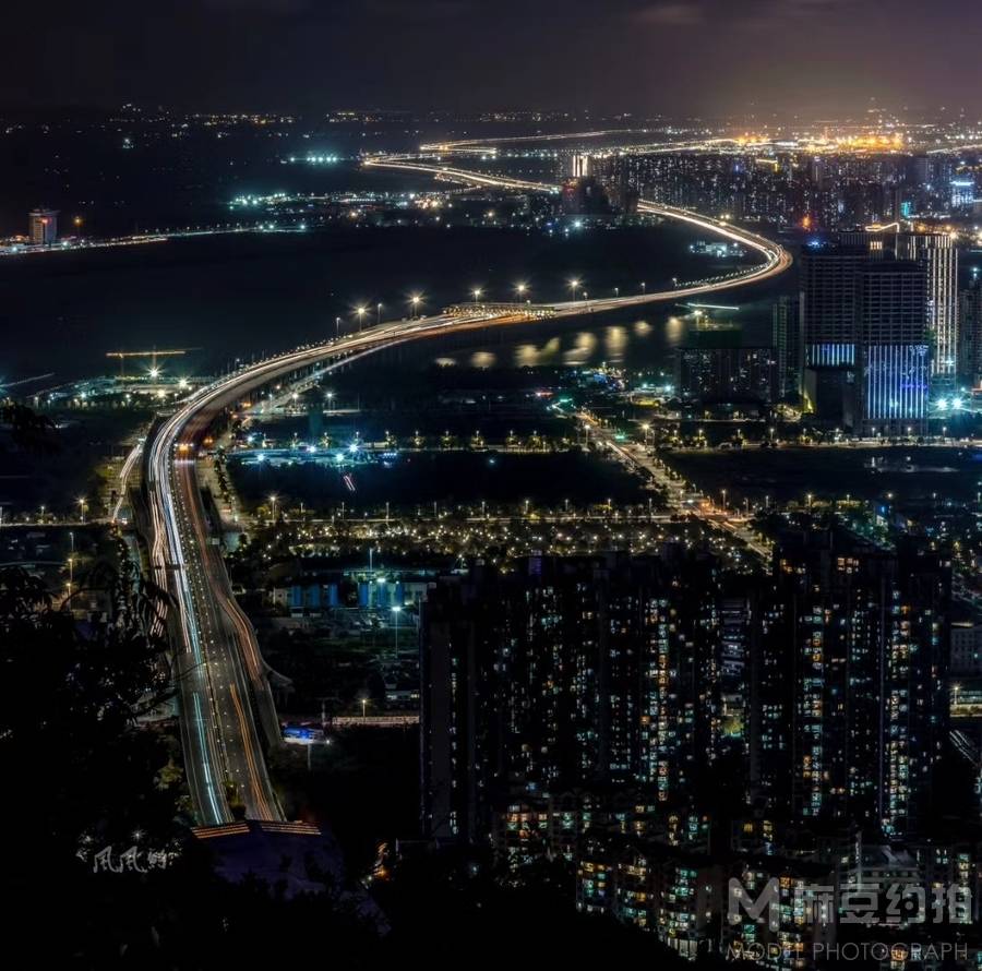 夜景模特