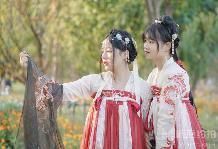 汉服模特