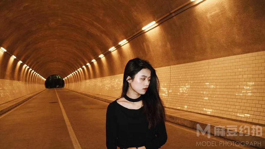 夜景模特