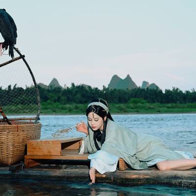 汉服模特