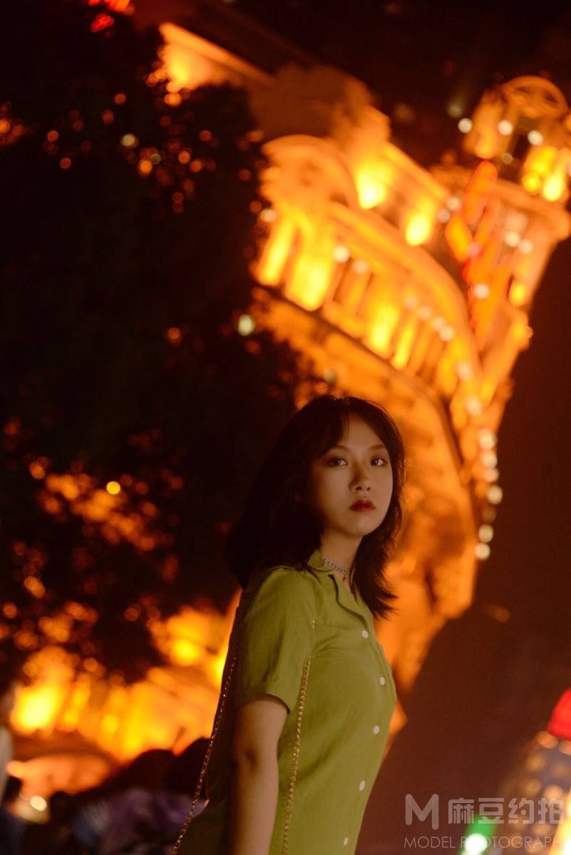 夜景模特