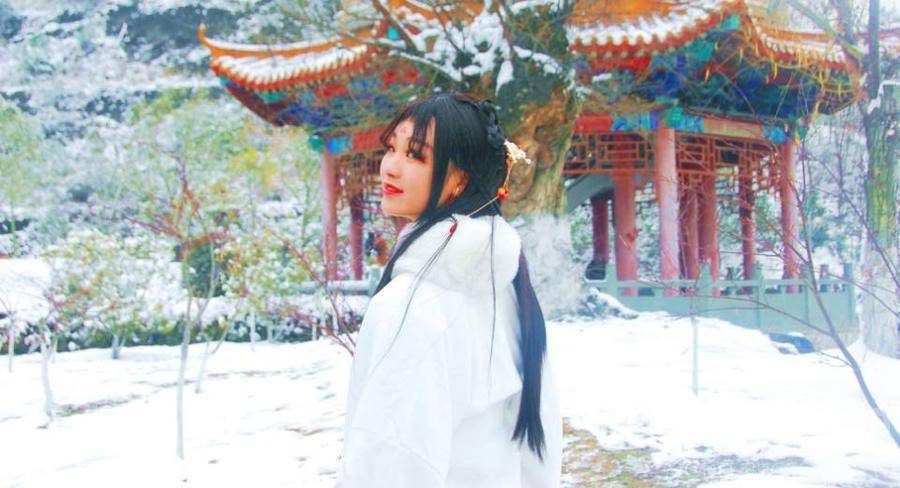 汉服模特