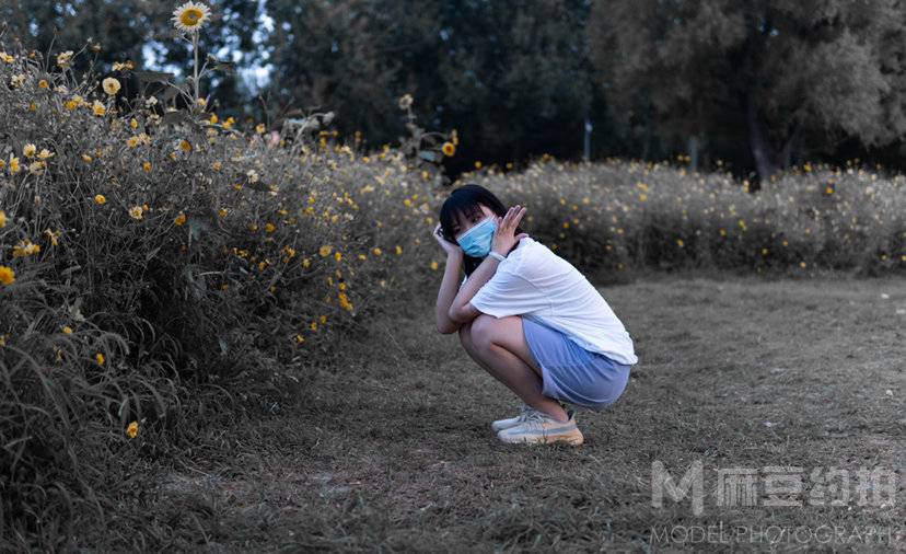 情绪模特