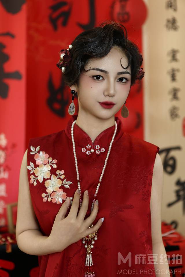 旗袍模特