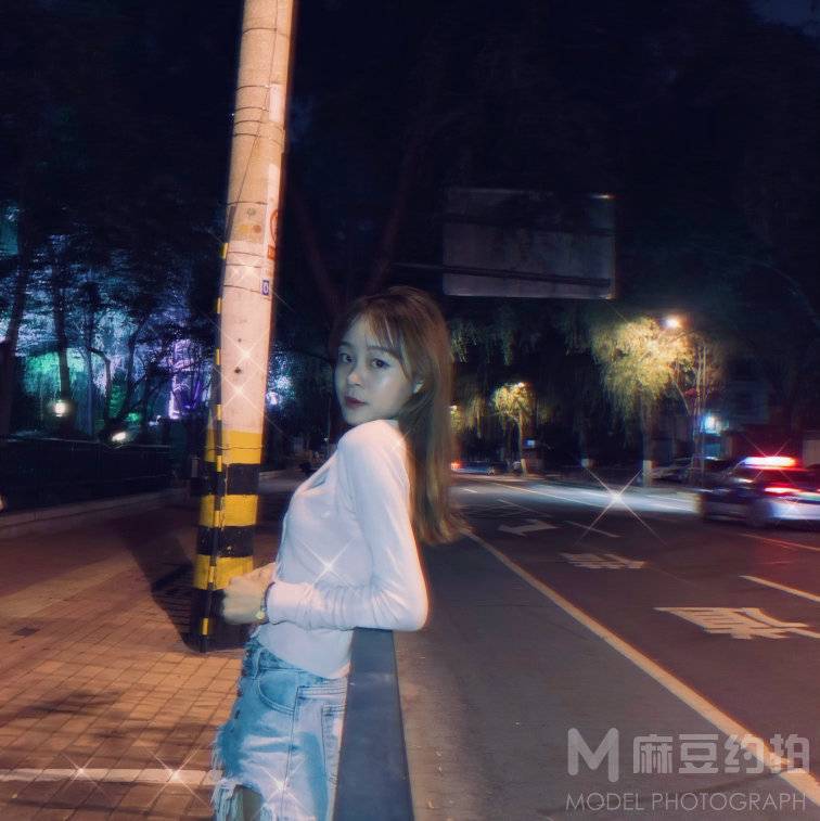 夜景模特