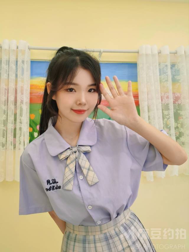 校园模特