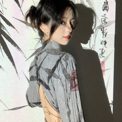 黑白模特