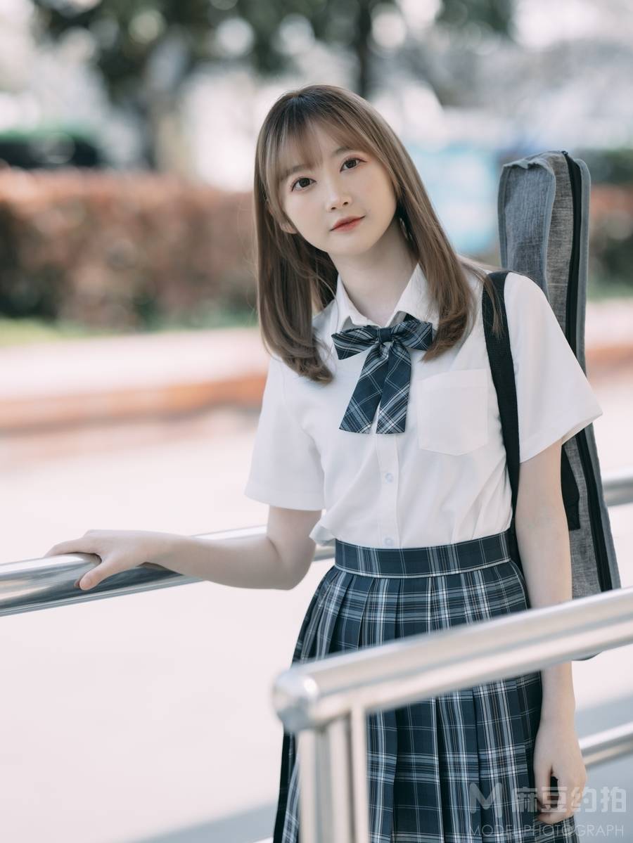 胶片模特