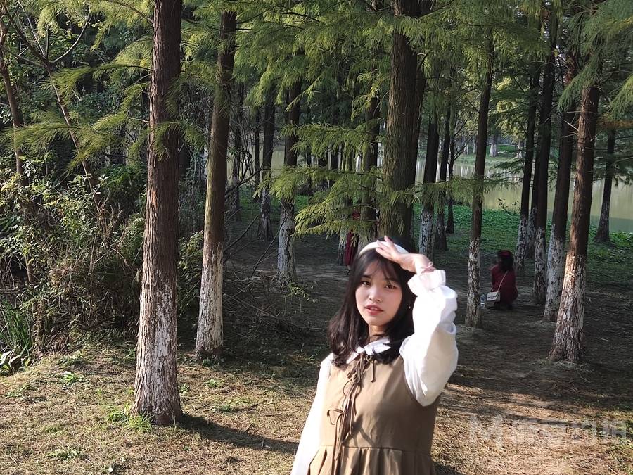 校园模特