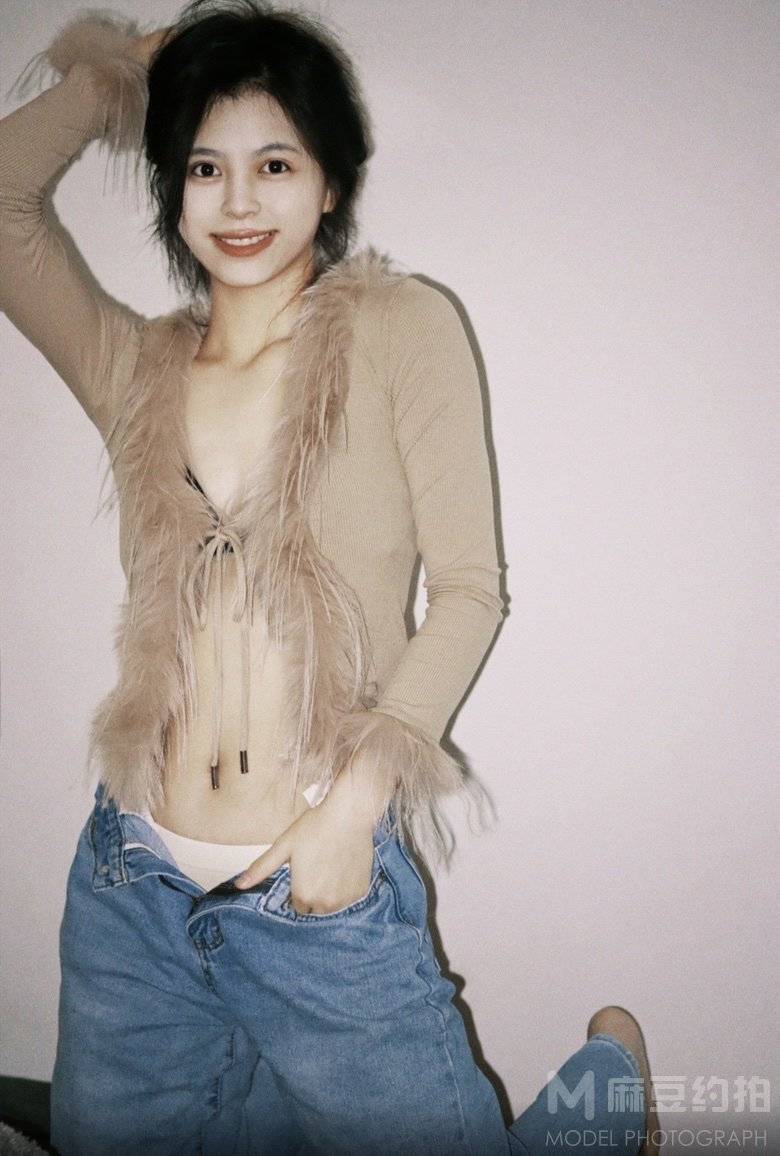 胶片模特
